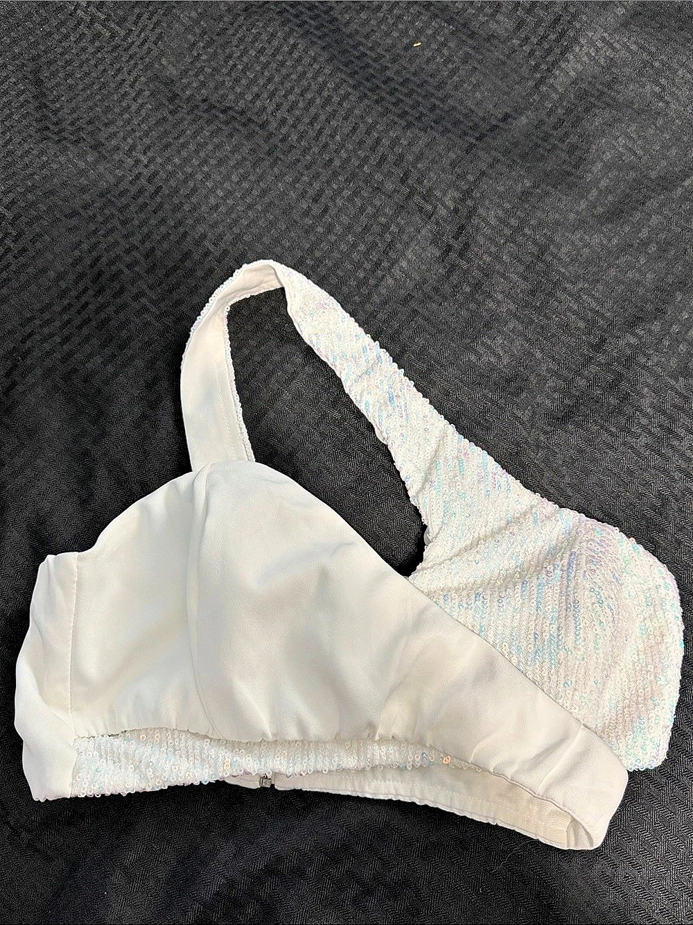 Talgui Conjunto Sequin Cropped Vest in White & Blue Size Medium NWT